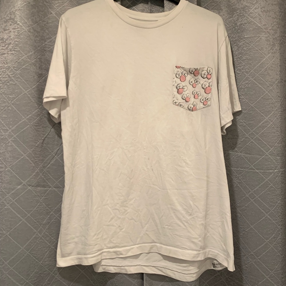 KAWS x Uniqulo tee